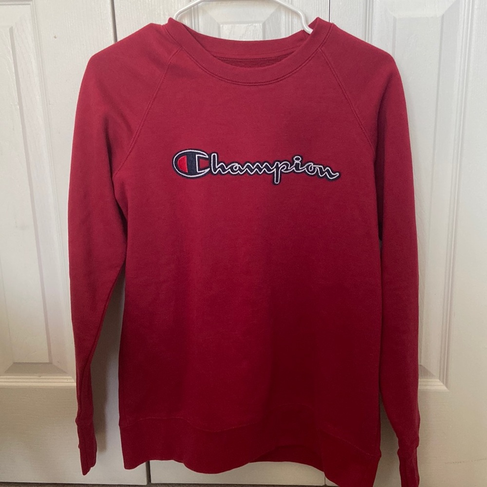Maroon/red Champion chew neck adult size medium